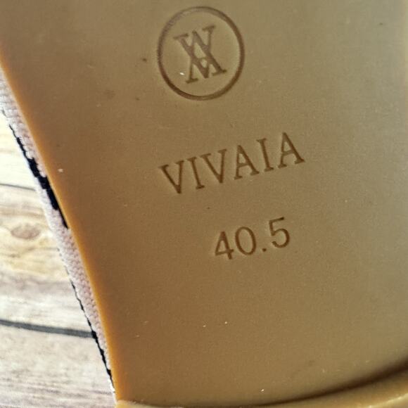 Vivaia Womens Ivory & Navy Blue Chevron Pattern Audrey Flat Loafer Shoes 9-9.5 - Picture 9 of 10